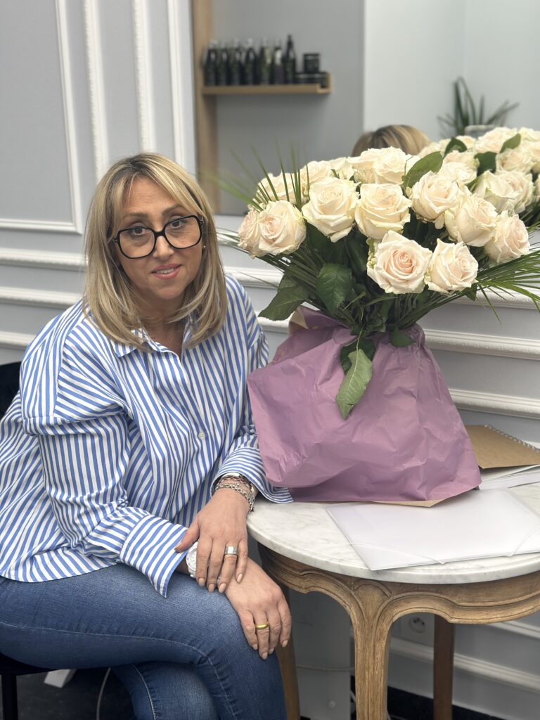 Emma Coiffure, Maître-Artisan avec 30 ans d'expertise au Plessis-Robinson.
